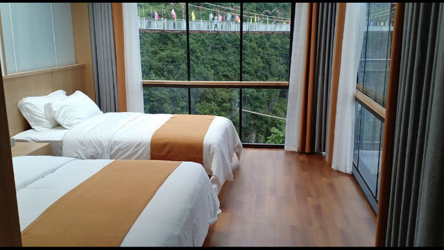 住在懸崖上 住在大自然中簡直了