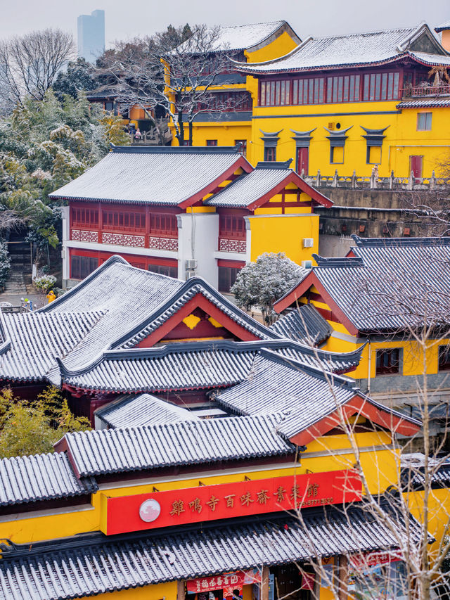 大膽預測，鷄鳴寺馬上會有一億人要來領剪紙