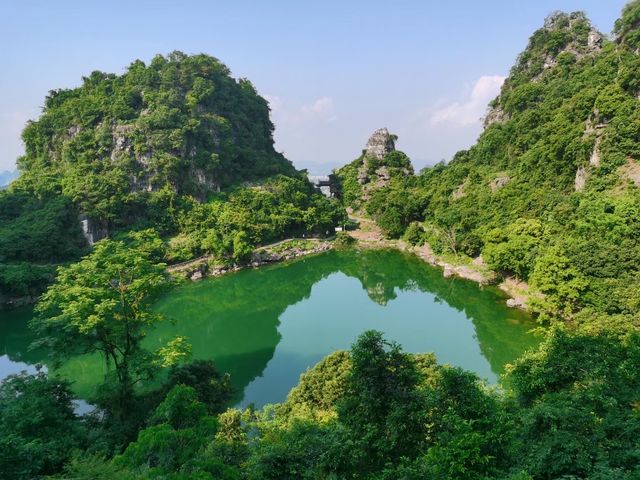 廣西來賓八仙天池如入仙境