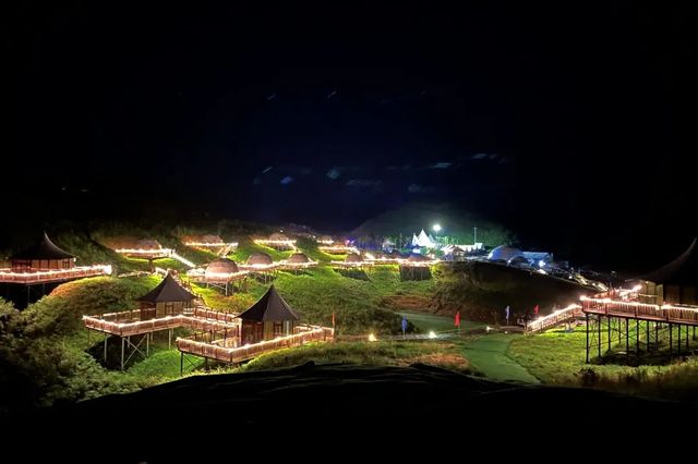 湘西八面山：懸壁公路上的空中草原與千年古城