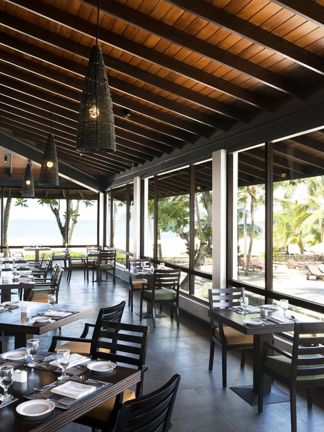 🌟✨ Kalutara's Luxury Hideaway: Top-Notch Comfort & Service 🌴🛏️