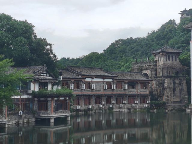 廣安周邊遊｜千古迷城之「神龍山巴人石頭城」。。