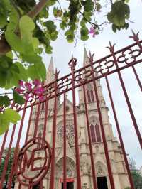 Sacred Heart Cathedral, you must visit in Guangzhou 🇨🇳