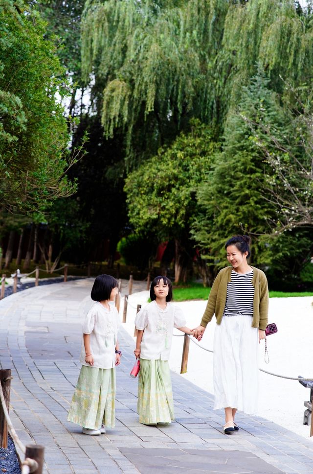 極少人知道，藏在昆明公園裡的私湯小院。