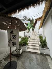 逃離上海丨住進山裡泡湯發呆盪鞦韆。