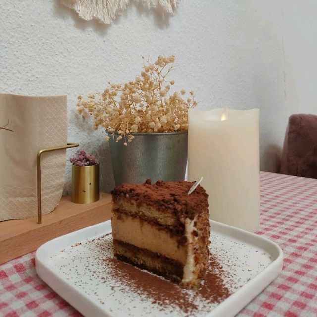 Gorgeous cafe