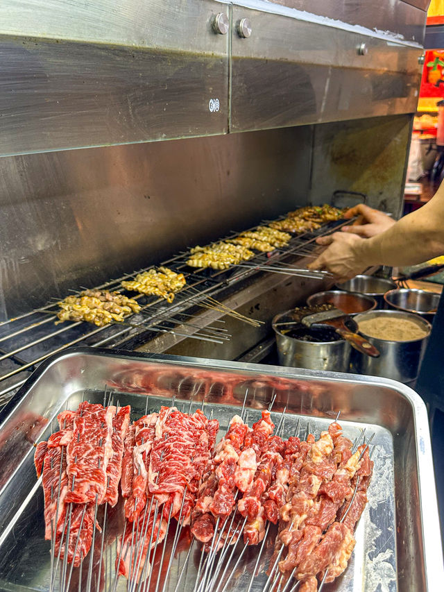 徐東呢間燒烤大排檔，盲點都好好食  就喺徐東，每次嚟都坐滿人，佢哋嘅菜式屬於盲點都唔會中伏嗰種，重