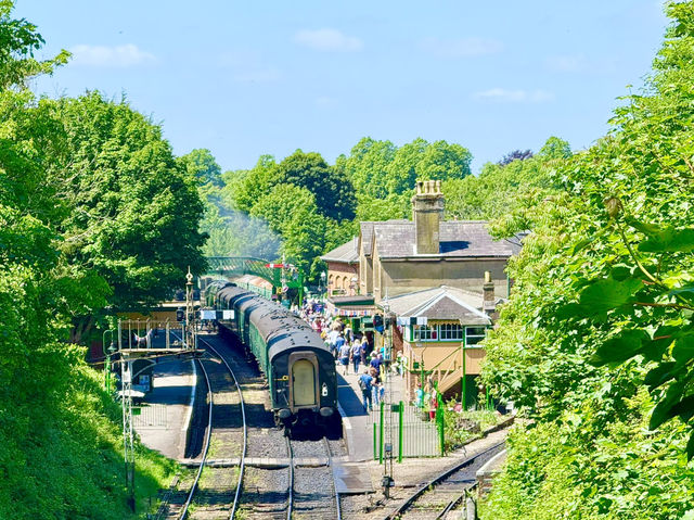 London to Hampshire on the Watercress Line! 🍻 