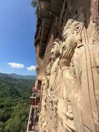 甘南嘅魅力在於「藏區景觀嘅濃縮」——唔使忍受西藏嘅高山反應……