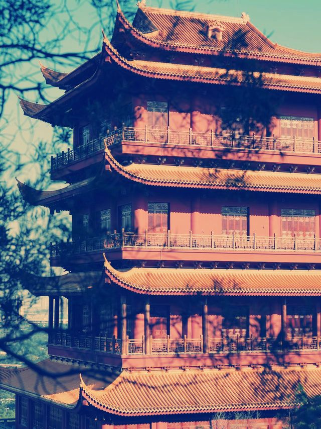 探秘廈門梵天寺：千年古剎的靜谧禪意】**  