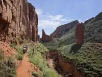 寧夏小眾徒步路線-踏賀蘭山闕 攀東風峽谷