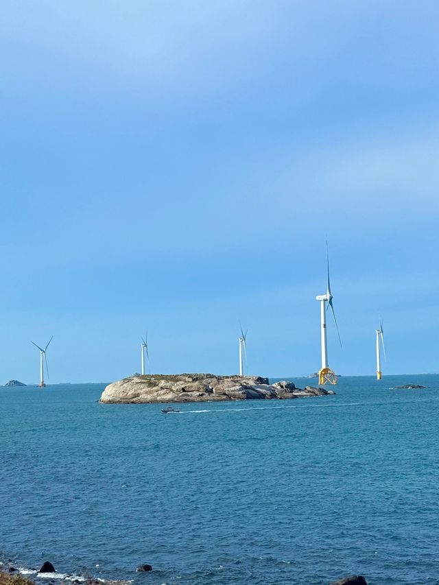平潭島浪漫指南｜風車、藍眼淚與海景民宿的治癒之旅