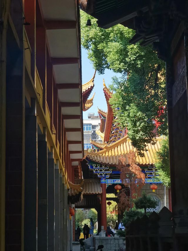 禪意千年佑民寺