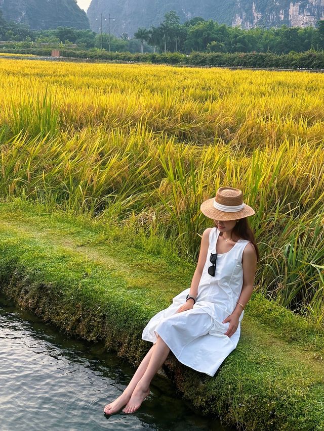 與頂奢為鄰，共飲一江水 在畫山雲野，我與頂奢酒店共享同一片山河 200米外，是像LV一樣存在的