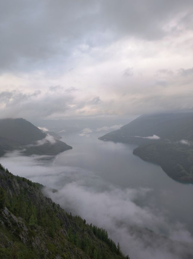 被喀納斯的美震撼到說不出話這才是新疆旅遊的天花板,阿勒泰皇冠上的明珠說的就是這裡吧 【必 被喀納斯的美震撼到說不出話這才是新疆旅遊的天花板,阿勒泰皇冠上的明珠說的就是這裡吧 【必