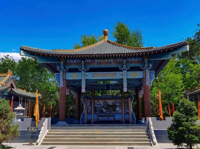 【哈密奇遇記！穿越千年絲路，邂逅大漠奇蹟】