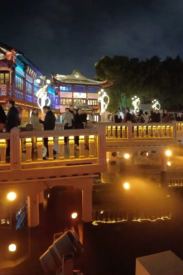 12/1實拍live豫園冬季泛光秀 12/1實拍live豫園冬季泛光秀