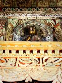 雲岡石窟北魏佛像 被認為是中國雕塑的藝術巔峰之作