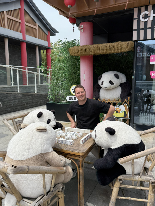 My trip to the Chengdu Research Base of Giant Panda Breeding. I spent the whole day here—from 8 AM to 4 PM—and managed to explore almost the entire vast territory. I was overwhelmed with emotion, it was an absolute delight!
🕒 Opening Hours:
· The base is open from 7:30 AM to 6 PM (last entry at approximately 5 PM).
· Tip: Arrive at opening time! The pandas are most active from 7:30 AM to 10:00 AM, eating breakfast and playing.
🐾 Park Zones:
The base is vast and divided into themed zones.
• The Old Area: The classic enclosures, where it all began. Perfect for a first encounter.
• Infinite Hill Area: One of the new, expanded zones. There are four spacious panda pavilions (such as "Xuzhi" and "Yingzhi"), where pandas live in a near-natural environment.
• Adventure Valley Area: Another new, large area with seven pavilions (such as "Shanyue" and "Yunyue"). The area is very green and picturesque.
• Panda Cub Rearing Center: A must-see! Here you can see tiny panda cubs in their incubators. The chance to see them is especially good from August to December.
• Red Panda Enclosures: This area is home to charming and active red pandas, no less adorable than their larger counterparts.
• Panda Tower: A modern architectural landmark of the base, offering panoramic views of the entire park. 🚌 Getting around the park:
The area is truly vast. For convenience, you can take the electric carts (30 yuan per person) that run along the main routes. I preferred to walk.

This isn't just a zoo, but the world's largest research and conservation center. Watching these amazing animals eat bamboo, play, and laze in the sun is priceless. Every moment is filled with peace and joy.

If you're in Chengdu, this is a must-see! I definitely recommend setting aside at least half a day, wearing comfortable shoes, and charging your camera. #chengdu