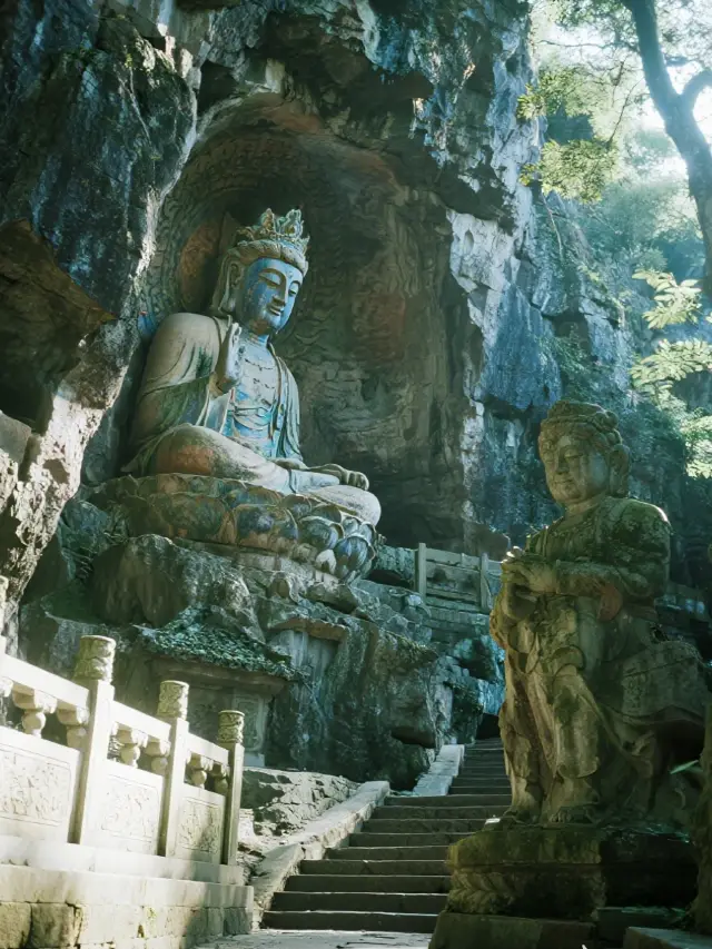 Feilai Peak in Hangzhou! Give your child a grotto adventure!