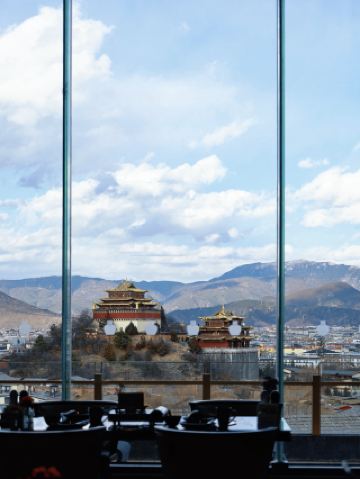 A city to yearn for, a warm vacation!