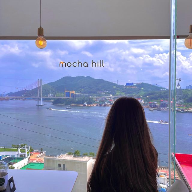 여수 오션뷰 카페 “모카힐”
