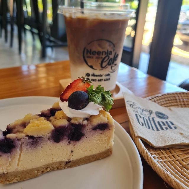📍Neenla' Cafe