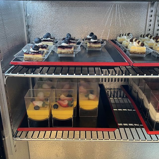 週末午市自助餐連小朋友自製pizza - 香港諾富特世紀酒店 週末午市自助餐連小朋友自製pizza - 香港諾富特世紀酒店