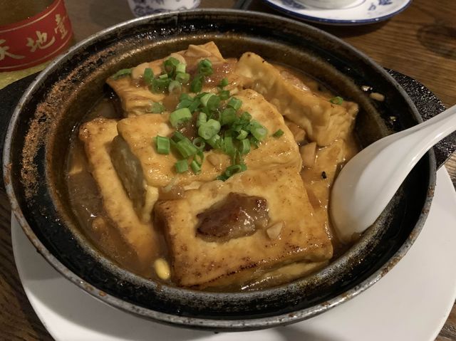 客家特色菜土窯雞