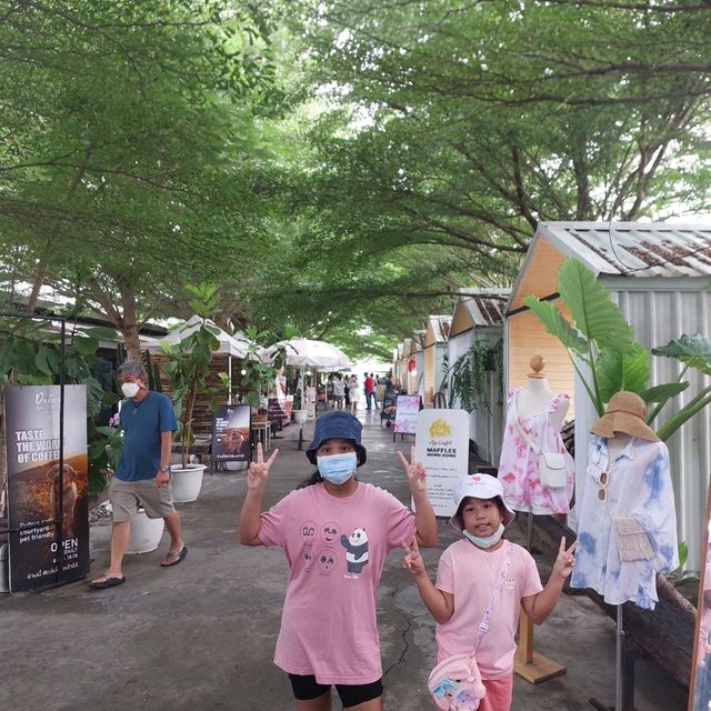 พาเที่ยวคาเฟ่บรรยากาศดี ร่มรื่น ที่ ดูบัวคาเฟ่