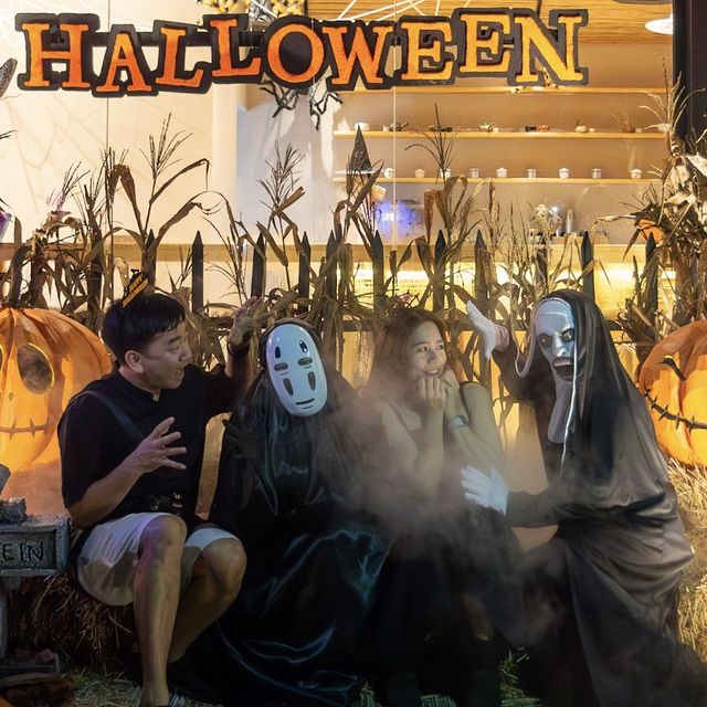 เปิดแล้ว Halloween Season at CHAN nature cafe'