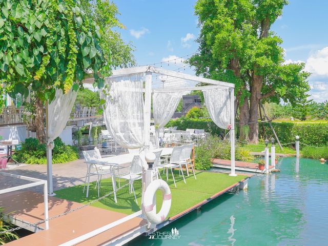 โรงนาคาเฟ่ กำแพงเพชร