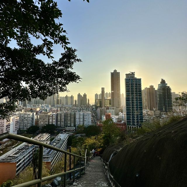 鬧市輕鬆小登山