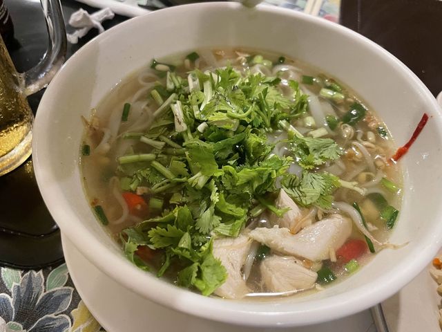보라카이 화이트비치 맛집 "술루프라자" 해장 쌀국수 강추 
