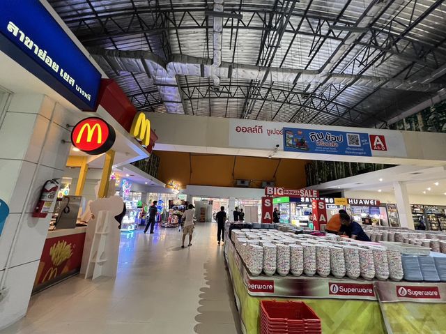 Yes Bangphli Shopping ย่านบางเสาธง 🛍️