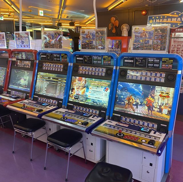 秋葉原-主力打電玩遊戲