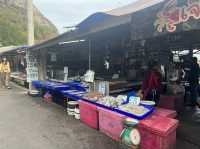 ตลาดชุมชนทางขึ้นวัดเขาตะเกียบ