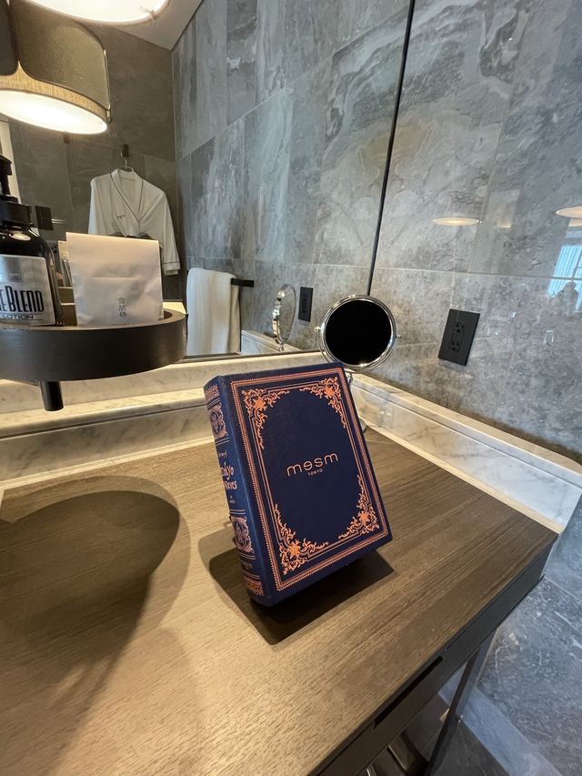 メズム東京で優雅なホテルステイを。