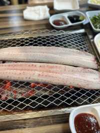 🇰🇷首爾弘大｜新鮮原條炭燒鰻魚🐟