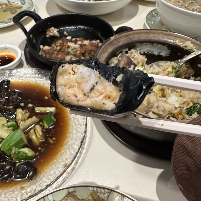 ソウルのディータワーで中華食べる。