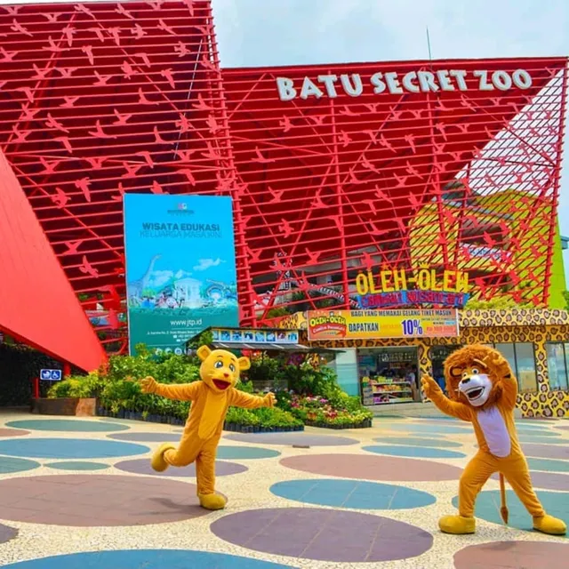 Batu Secret Zoo