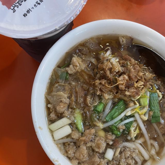 台東好食🥢榕樹下米苔目  🍩初. 幸福現烤甜甜圈