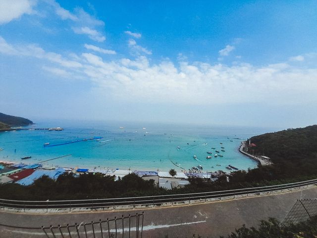 เกาะล้าน หาดสวย น้ำใส ทะเลใกล้กรุงเทพ 🏖️