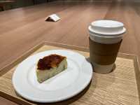 東京・広尾。ハーフサイズでバスクチーズケーキを楽しめる『HOUSE CHEESE CAKE』
