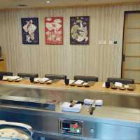 日本料理鐵板燒，加上超大，豐富打卡位的花園！