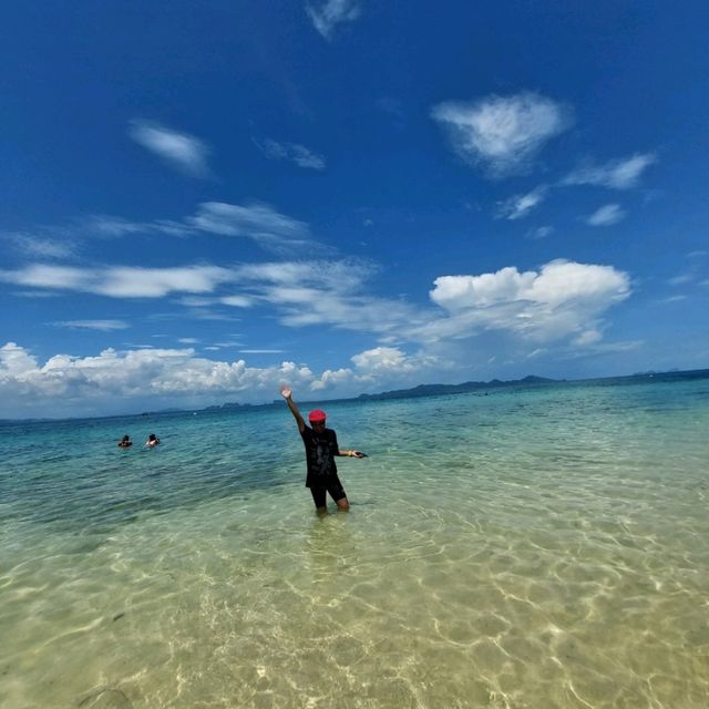 หาดหยงหลิง เกาะกระดาน ุถ้ามรกต