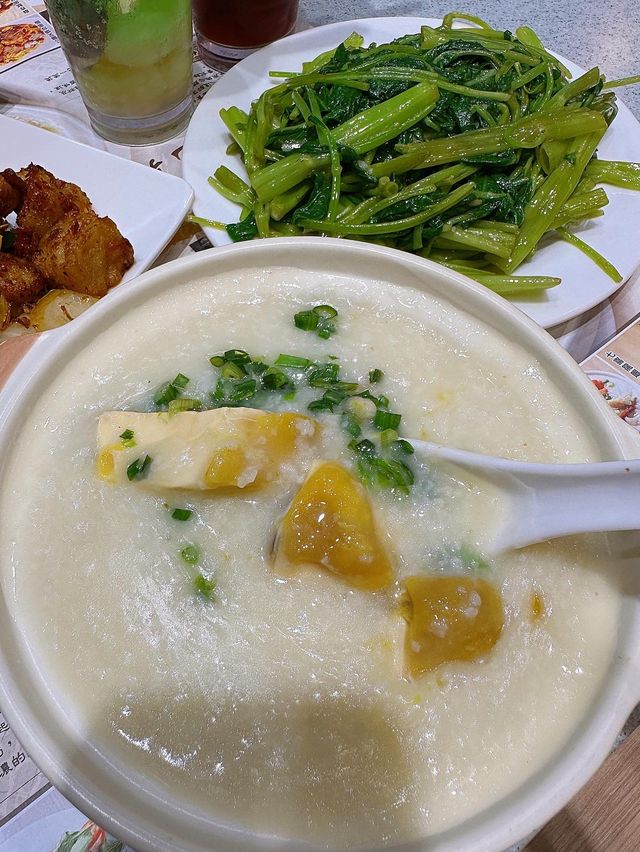 【性價比極高小菜館.脆皮乳鴿🔥】