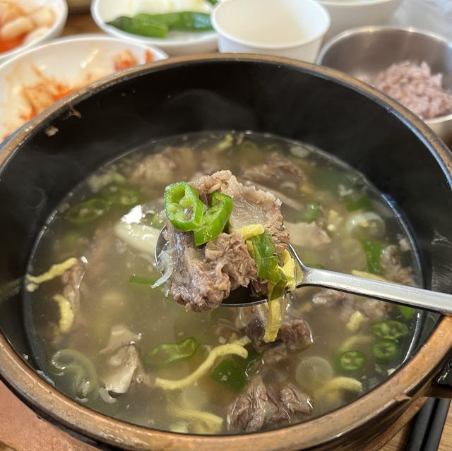 아차산 열심히 등산하고 든든하게 먹기 좋은 통갈비탕!