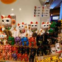 巨大招き猫「おたふく」