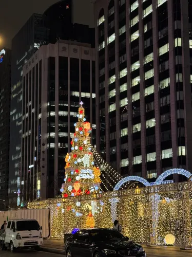 서울을 빛내주고 있는 2023 빛초롱 축제 ✨